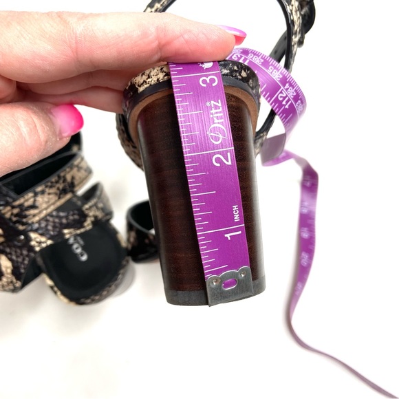 COACH “Pipher” Leather Ankle Strap Block Heel Sandal - Picture 9 of 16